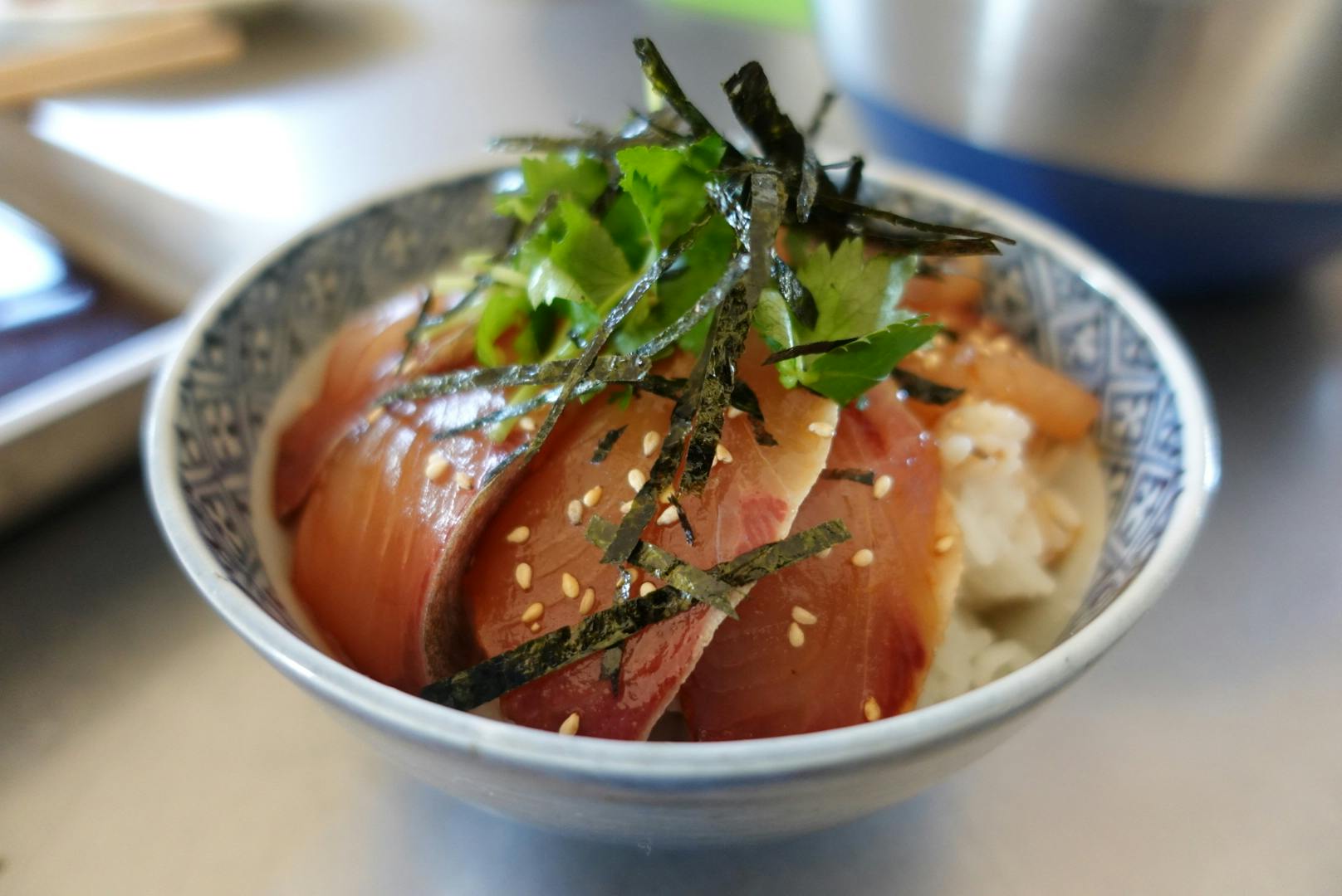 開催終了 2 26 船上活〆で驚きの鮮度 かのやカンパチ のぷりっぷり食感を 漬け丼 カルパッチョ で味わう幸せ晩ごはん In オンライン キッチハイク