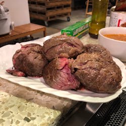 MOMOKO さんの 【MOMOKOのブラジオリ】大好き❤️にく肉ニク🍖Pop-Upデイ。とにかくお肉が大好きなCOOKが集結😋 楽しいとおいしいはみんなで作る‼️朝から晩までいろんなPop-Upが連続で、まるごと1日みんなで楽しめるPop-Upデイ✨@上野キッチハイクキッチン