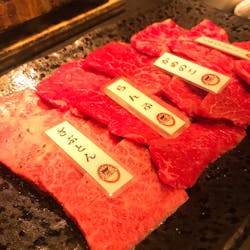 新日本焼肉党 東日本橋店 さんの 黒毛和牛の焼肉とワインの至福のマリアージュを味わおう