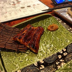 うな串 焼き鳥 う福 八丁堀 さんの 外はカリッと、中はフワッとした鰻を肴に大人な飲み方を楽しもう