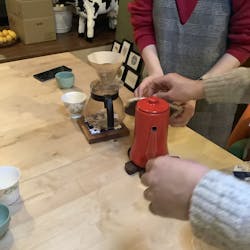 TAKEHIKO さんの 【夜カフェ】コーノ式ドリッパーで飲む自家焙煎コーヒー教室と自家製パンのお食事会