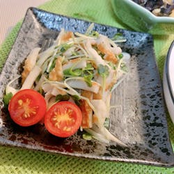 Yoneko さんの 【あと1名!牛スジ、出すよ〜!今煮込み中😆🍺】   所沢Cook3人コラボ。 「発酵フェス!」ヨネ、うめ、Naomi