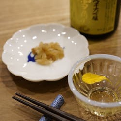 秋田県湯沢市 さんの 野菜で呑む、夕暮れ時。地酒の名地・秋田県湯沢市から提案する、季節をはしごする日本酒ペアリング