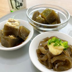 新潟県佐渡市 さんの <秋の実り編>佐渡島の“稲職人”が作る採れたて新米と、ソーセージを使った“ごちそう汁”で満腹昼ごはん