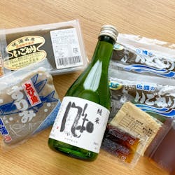 新潟県佐渡市 さんの <秋の実り編>佐渡島の“稲職人”が作る採れたて新米と、ソーセージを使った“ごちそう汁”で満腹昼ごはん