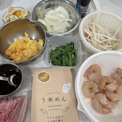 つむぐ、ふくしま さんの “母の味”で、炊き込み簡単いなり寿司。農家民宿のまかないご飯でつながる「つむぐ、ふくしま」の食卓